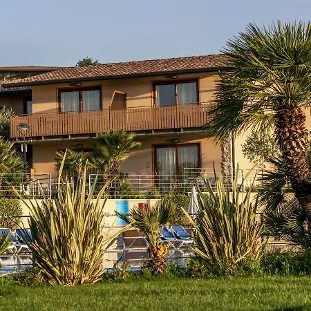 Apartment In Manerba With Barbecue